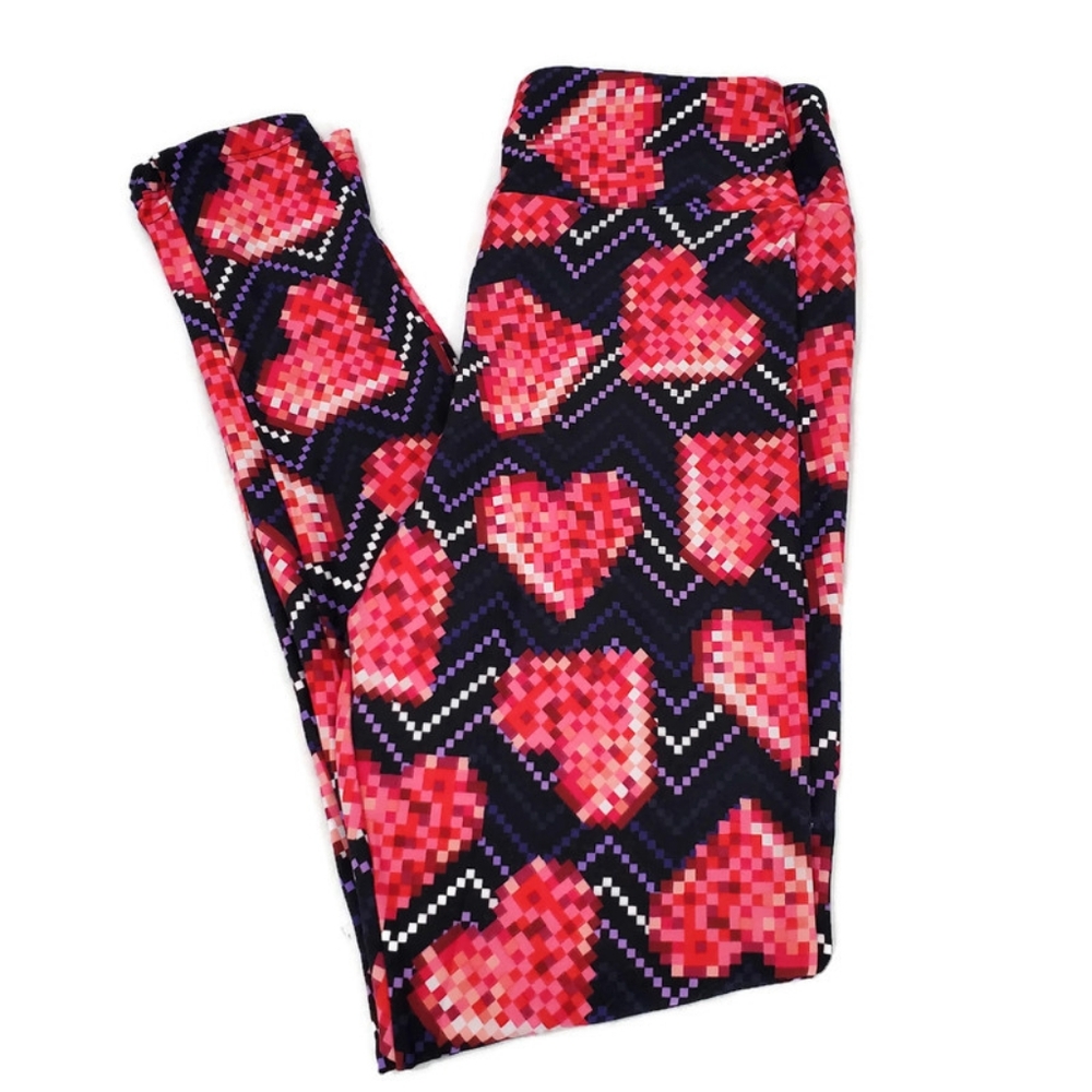 Lularoe Valentine’s Day Leggings OS Novelty Print Pixelated Hearts Soft New